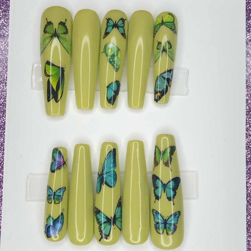 Gel nails